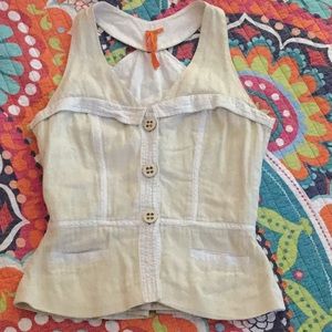 Vintage style pleated vest